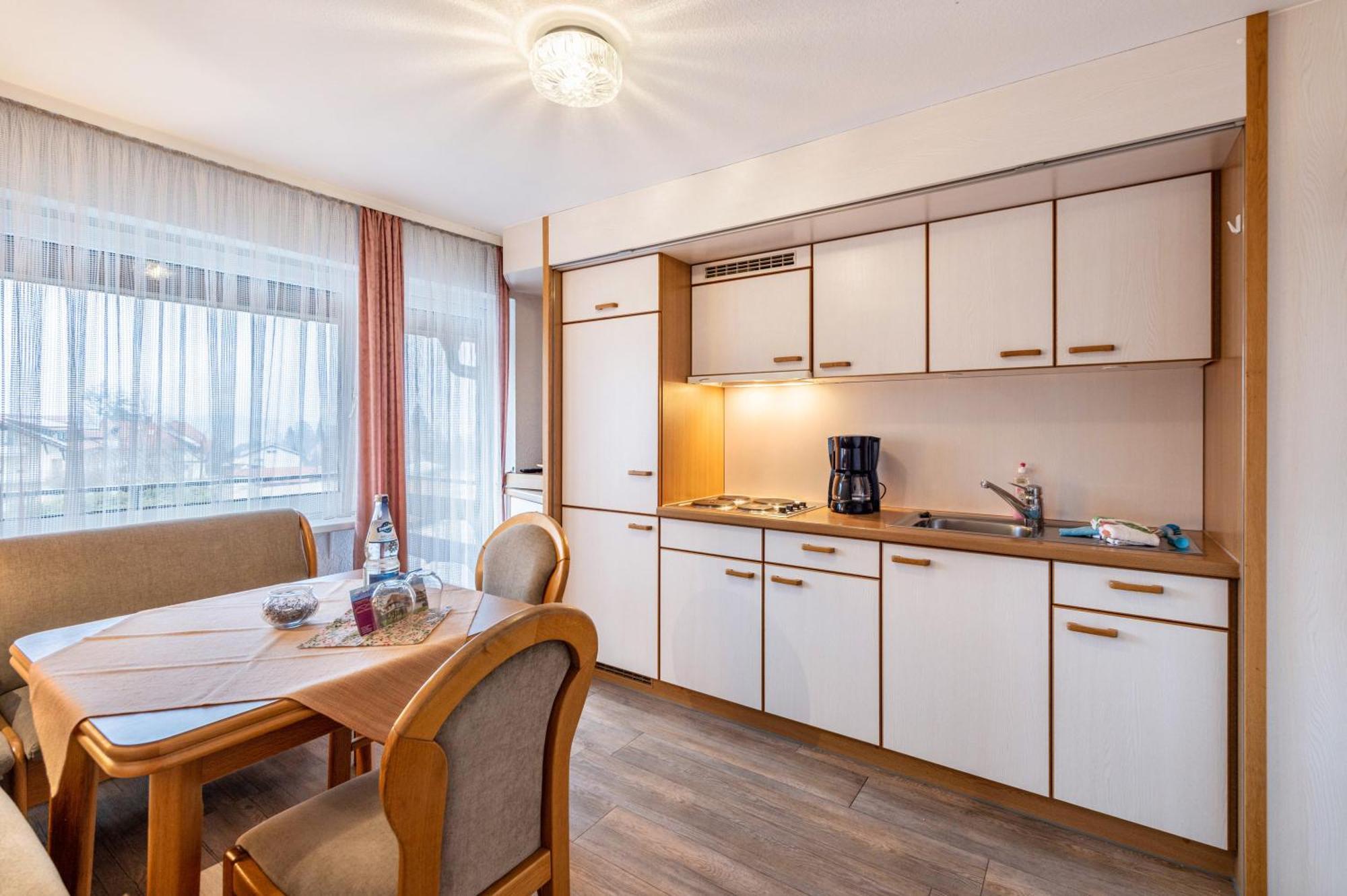 Gaestehaus Kunkelmann Mit Sauna Höchenschwand Екстериор снимка