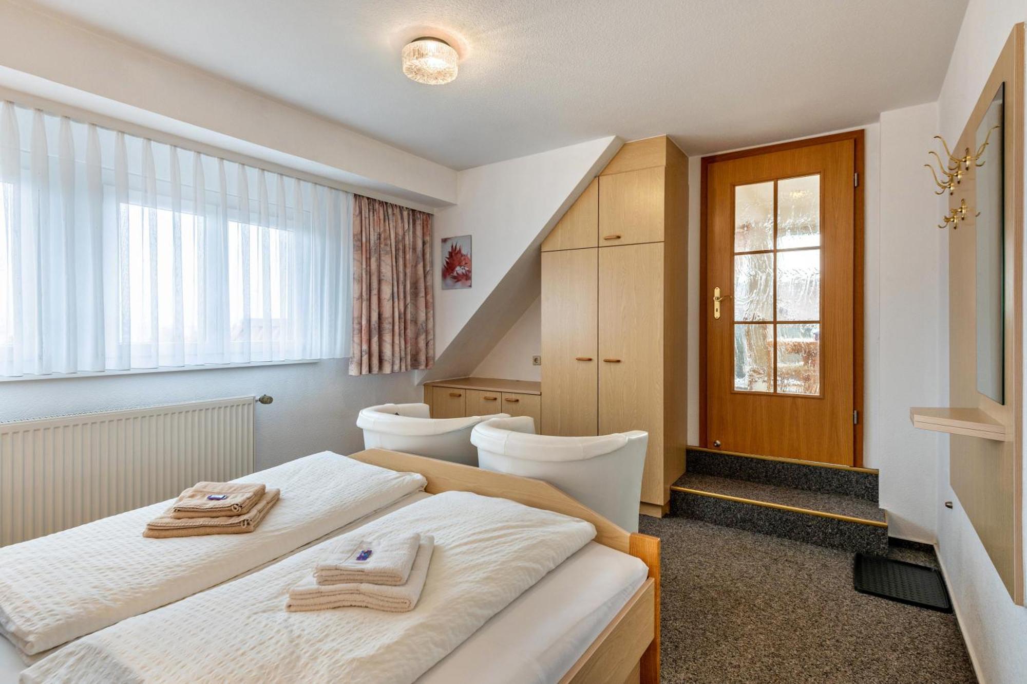 Gaestehaus Kunkelmann Mit Sauna Höchenschwand Екстериор снимка